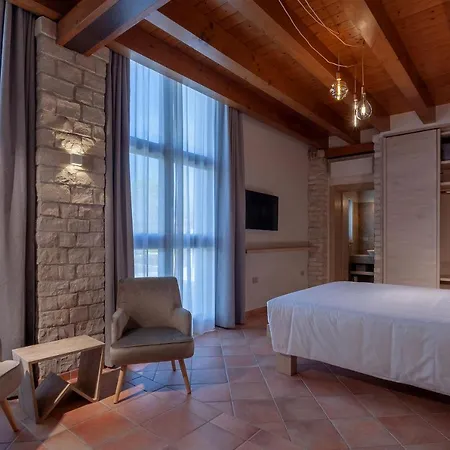 Il Filo Rosso Bed & Breakfast