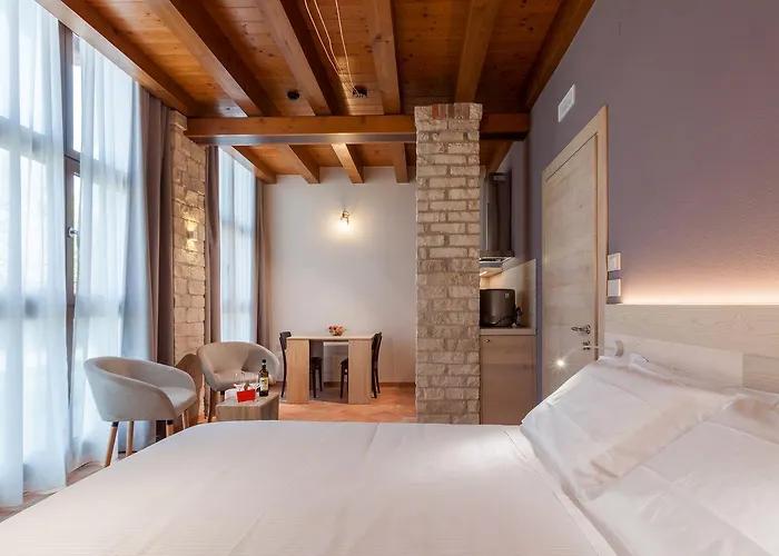 Il Filo Rosso فندق مبيت وإفطار 4*